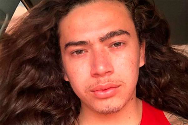 Whindersson Nunes divulga música que escreveu para o filho: “queria que você ouvisse na sua saída”