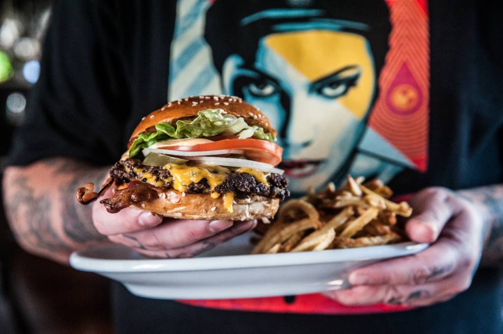 Dia do hambúrguer: promoções e receitas exclusivas para a data