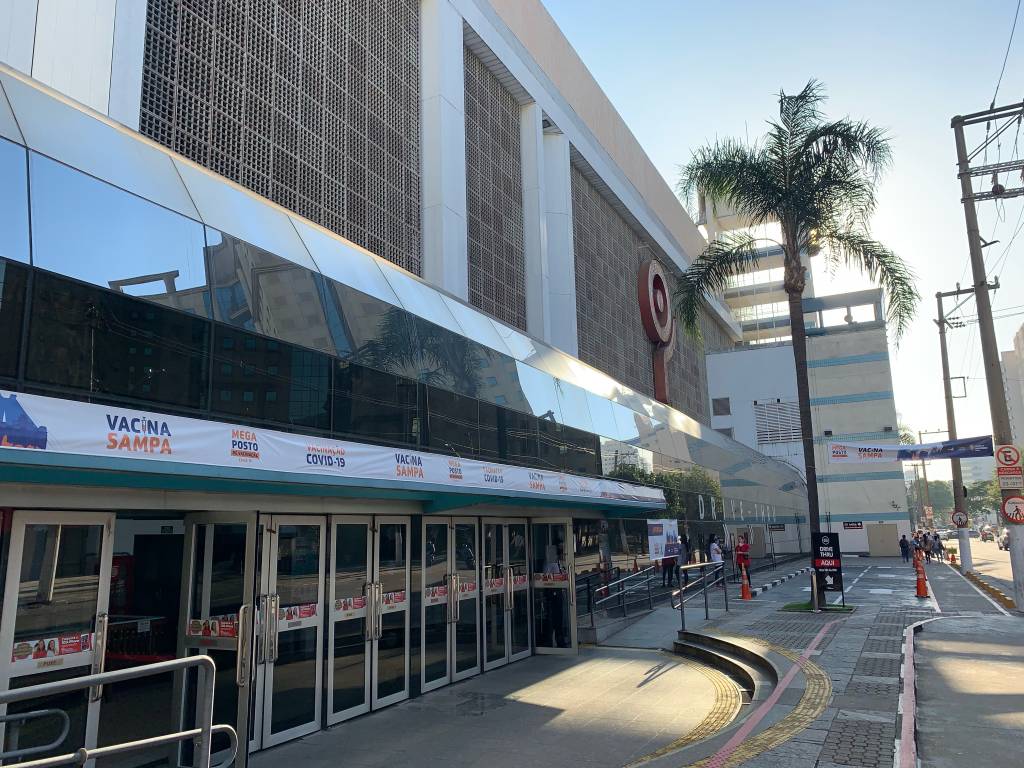 Shopping Ibirapuera inaugura posto de vacinação contra a Covid-19