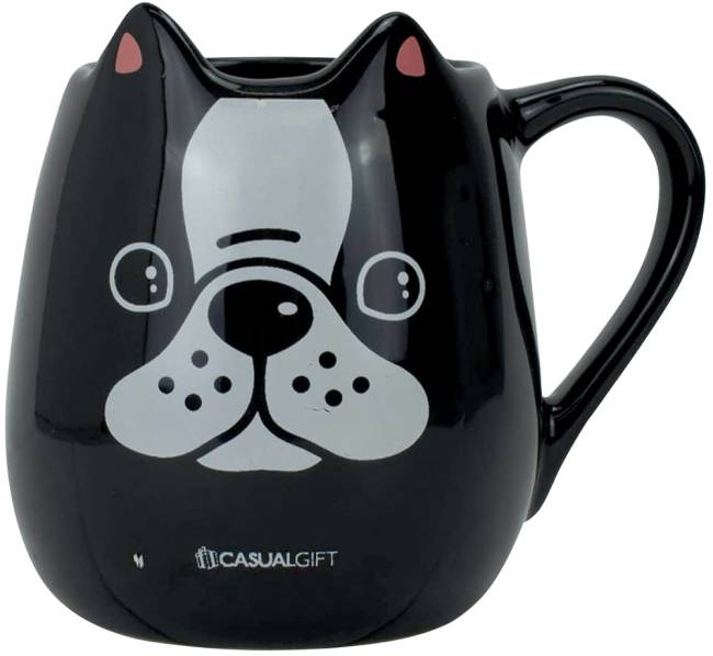 Uma caneca preta com o foucinho de um cachorro desenhado