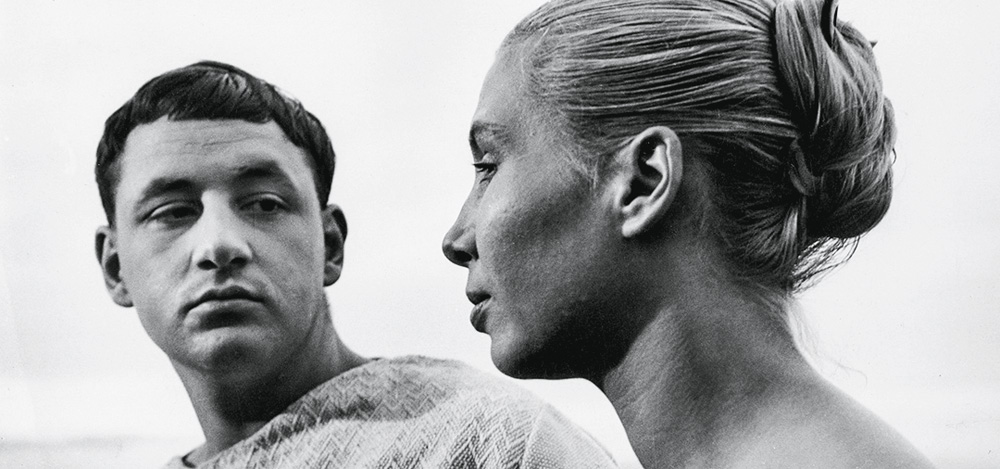 classicos6.jpg A imagem mostra uma cedo filme La Pointe Courte em que um homem está encarando outra mulher. Ele olha diretamente nos olhos dela, que está olhando para frente.