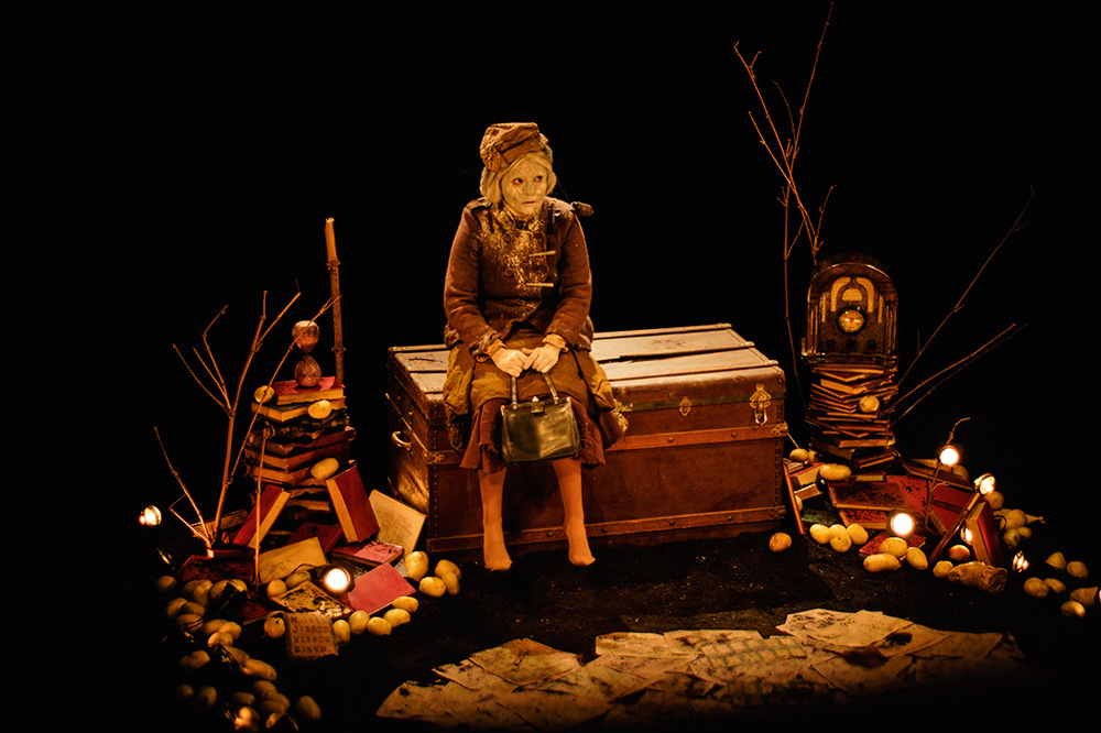 Anônimo Muitas Vezes Foi Mulher tem mais dois monólogos femininos