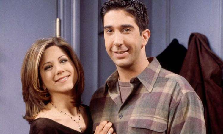Jennifer Aniston e David Schwimmer: atores negam romance