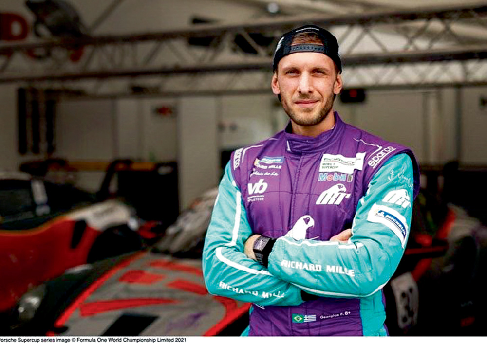 Dono da rede Oakberry compete em corridas de Porsche e sonha em ter equipe de Fórmula 1