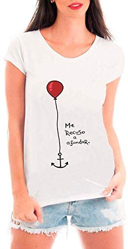 camiseta2 Mulher veste blusa branca com o escrito