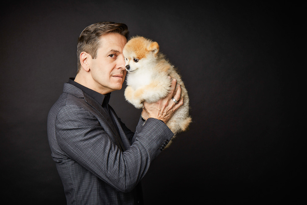 Celso Zucatelli lança aplicativo para adoção de animais