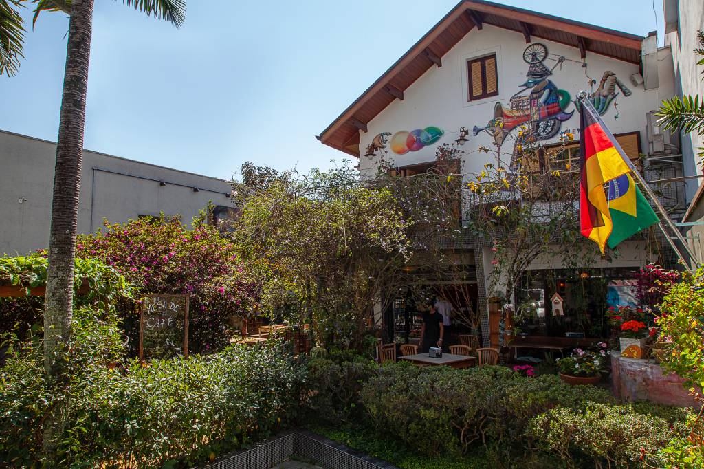 Num casarão cercado de verde, provam-se modernas receitas alemãs