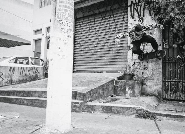 Felipe Oliveira nas paredes do Jardim Peri Peri, Zona Oeste Felipe Oliveira nas paredes do Jardim Peri Peri, Zona Oeste