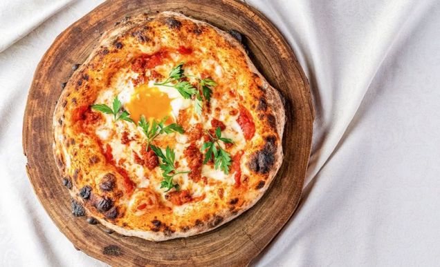 Allo inferno: com ovo mollet e salame nduja