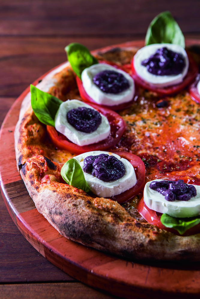Comer & Beber 2021 – Novos clássicos Bráz Pizza caprese da Bráz.