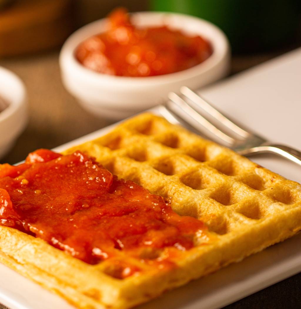 Formaggio Mineiro Formaggio Mineiro: o combo de waffle de pão de queijo com expresso ou chocolate custa R$ 14,00