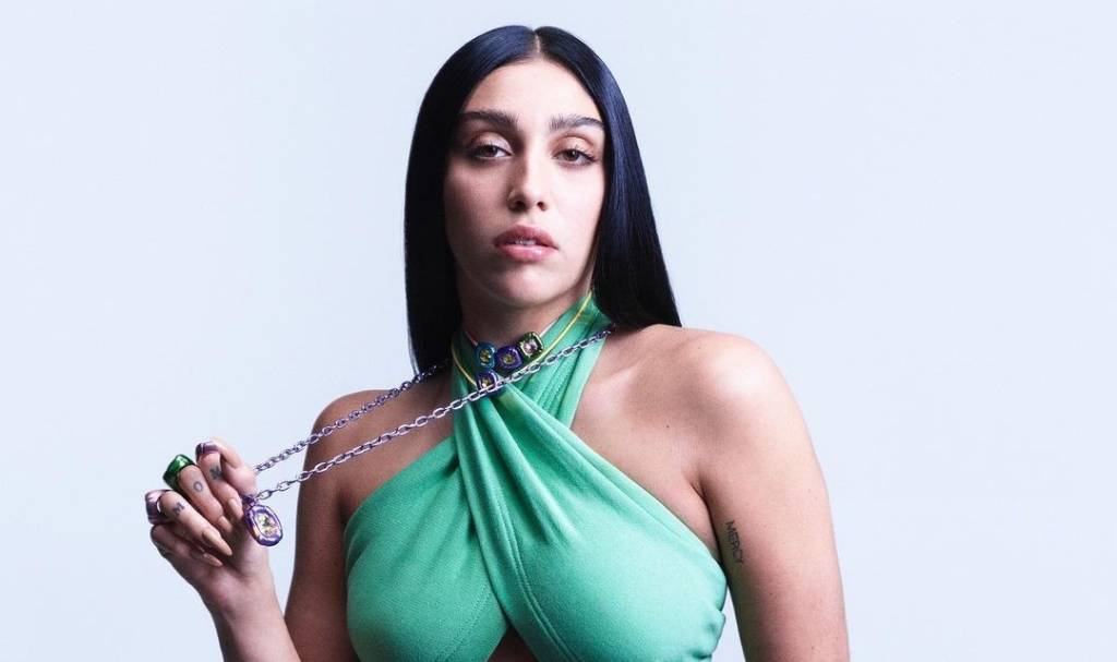 Filha de Madonna afirma que a mãe é maníaca por controle