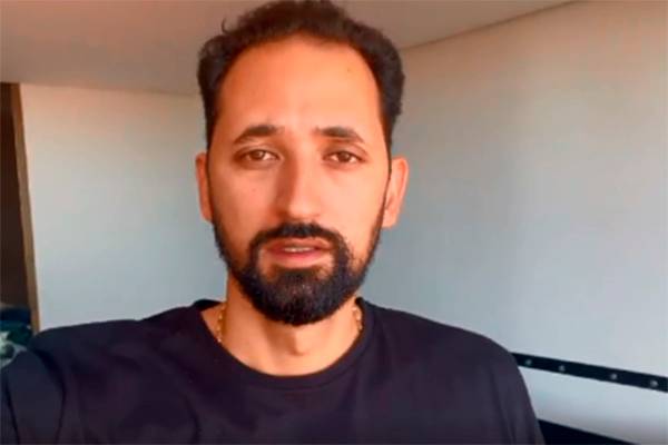 Maurício Souza ironiza a própria demissão com beijo hétero do Superman