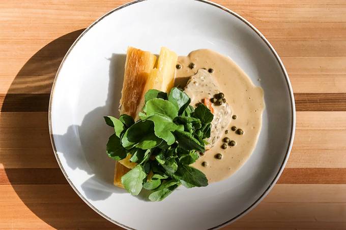 Seis restaurantes para provar filé au poivre
