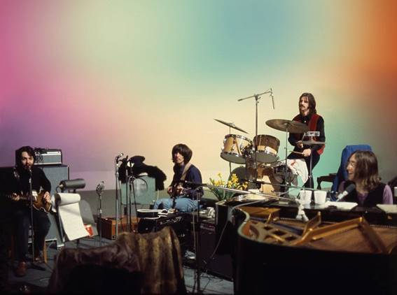 The Beatles: Get Back apresenta o processo criativo e o relacionamento entre os músicos
