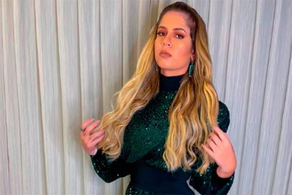 Marília Mendonça já adiou show após sofrer com problema em avião