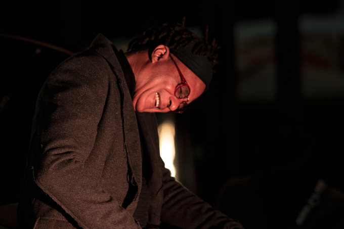 Tony Gordon apresenta show acústico neste sábado (11) no Bourbon Street