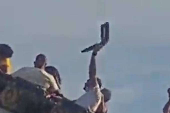 Trava de segurança se desprende de montanha-russa no Hopi Hari; veja vídeo
