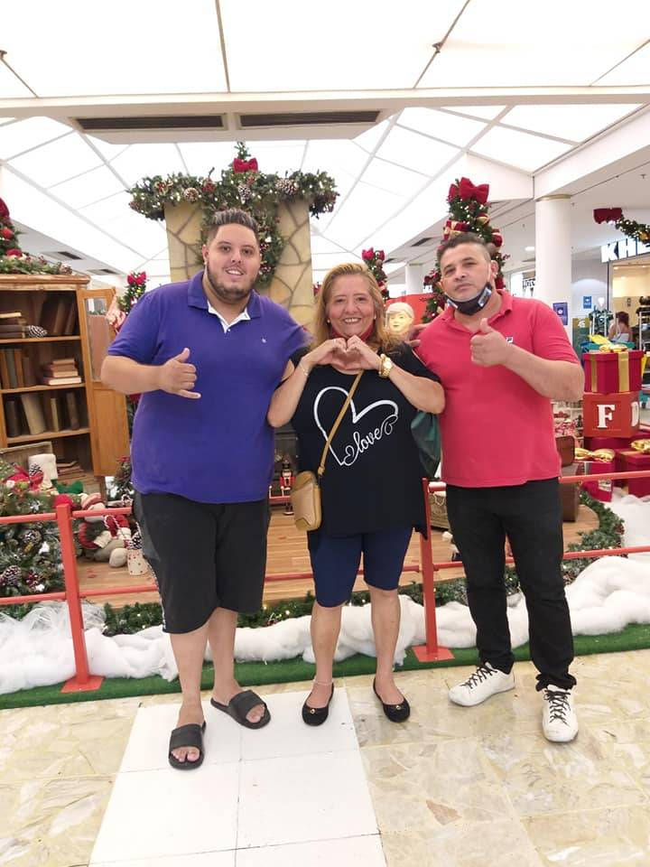 Mãe de 1º morto à espera de UTI Covid passará Natal no cemitério