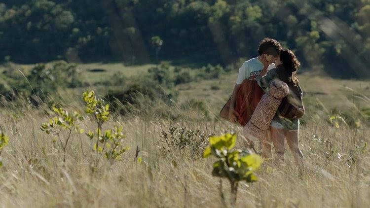 Filme Eduardo e Mônica, da música do Legião Urbana, tem estreia remarcada