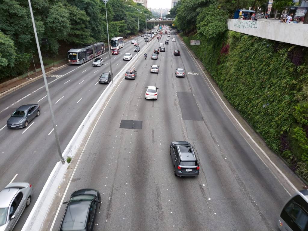 Velocidade média das motos já é acima do limite permitido na 23 de Maio