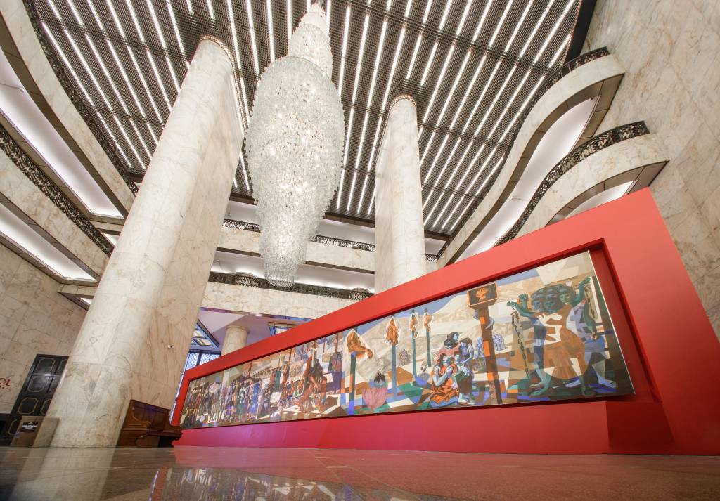 Farol Santander exibe mural de Cândido Portinari