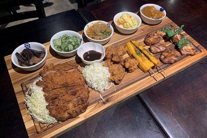 Izakaya Kuroda monta combinados de petiscos