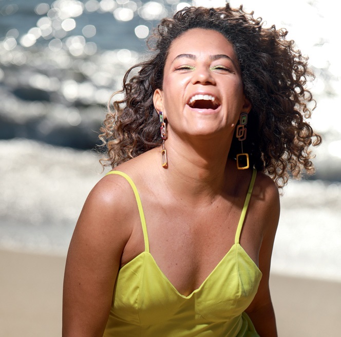 Cantora assume voz do metrô em São Paulo: ‘Com tom carinhoso, mas eficiente’