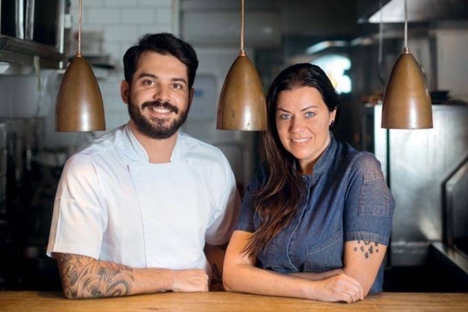 Janaína Rueda participa de jantar no Charco na quarta (9)