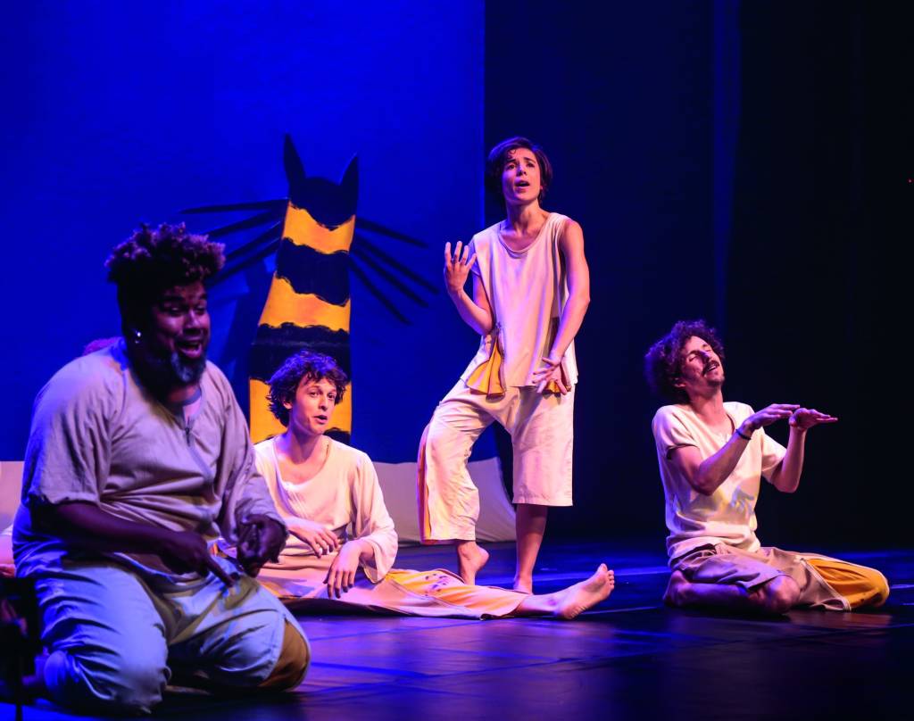 Grupo 59 de Teatro faz transmissão de peças para a família no YouTube