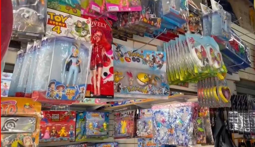 Operação Chucky apreende quatro toneladas de brinquedos na 25 de Março