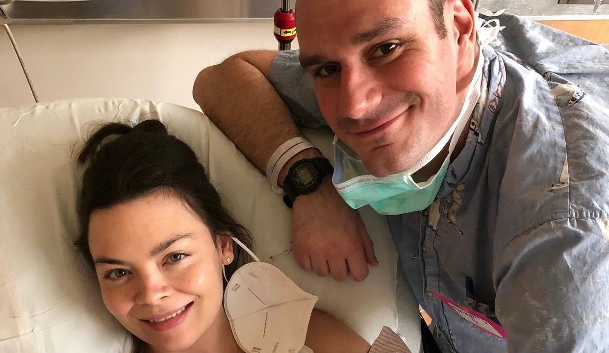Cooper Hefner e Scarlett Byrne