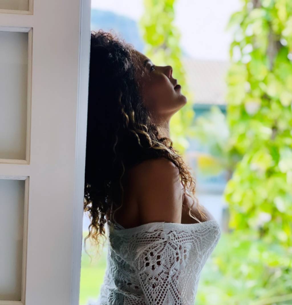 Estilista recupera joias furtadas com valor total de quase 1 milhão de reais