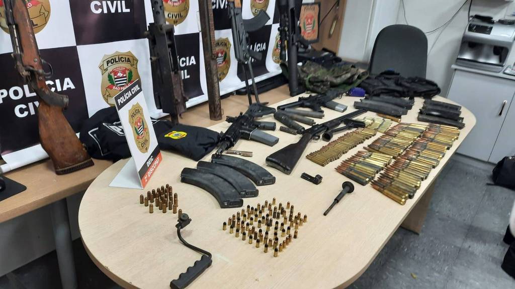 Polícia apreende armas de criminosos que agiram em Guarapuava