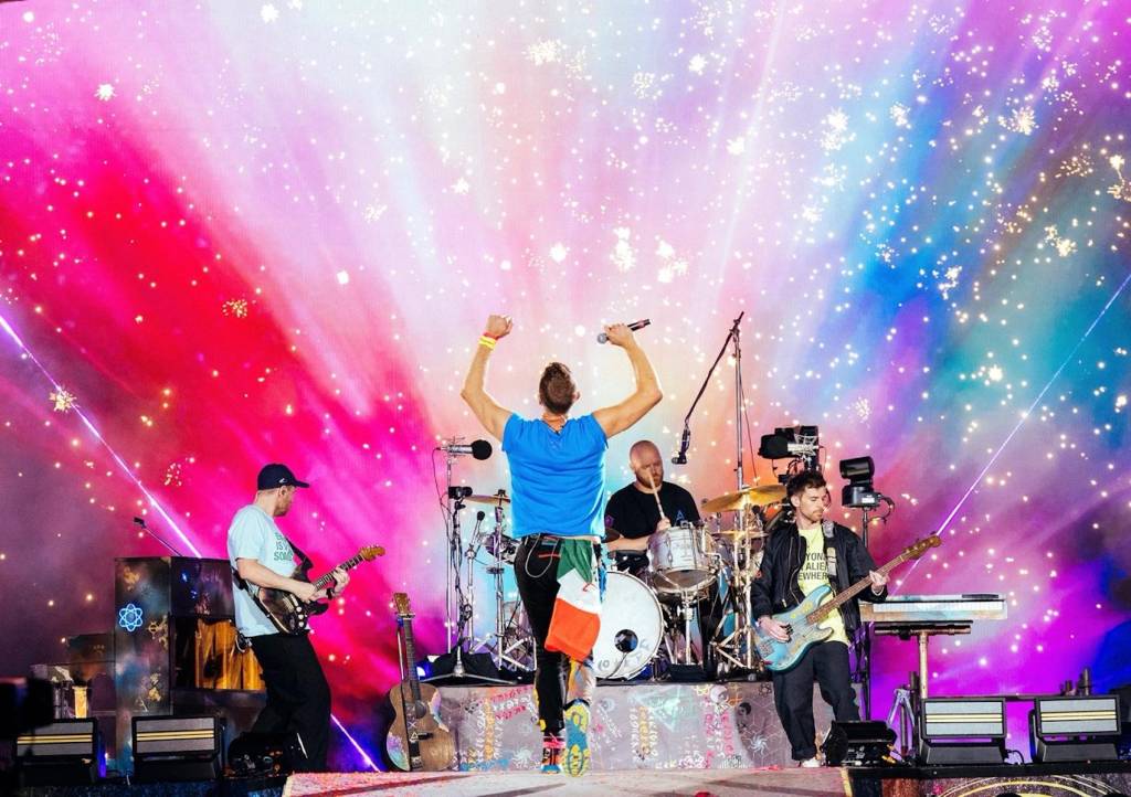 Coldplay adia shows no Brasil por infecção pulmonar séria em Chris Martin