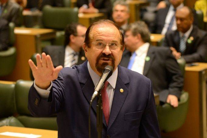 Suplente de Arthur do Val toma posse na Assembleia Legislativa
