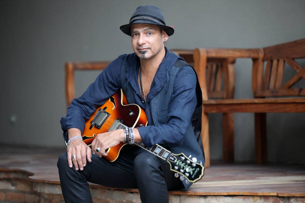 Claudio Zoli comemora 35 anos de carreira com dois shows no Sesc Ipiranga