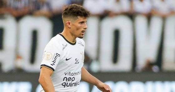 Jogador do Corinthians é preso em flagrante por injúria racial