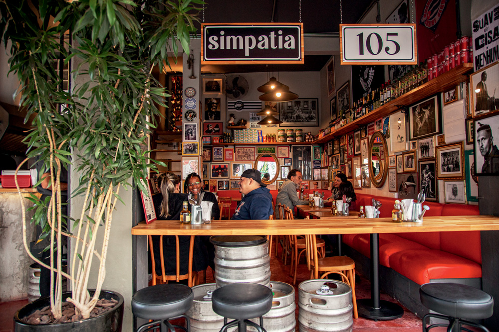 Simpatia 105, na Vila Madalena, lembra os bares da velha guarda