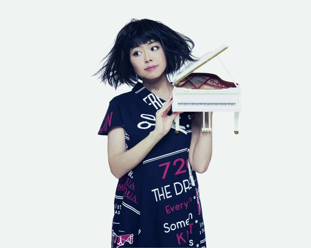 Hiromi Uehara, virtuosa pianista japonesa, fará concerto em São Paulo neste mês