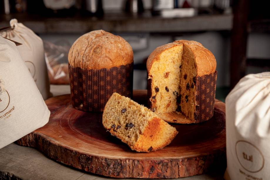 Panetone tradicional: com pedacinhos saborosos de doce de limão e laranja com a casca no lugar das frutas cristalizadas