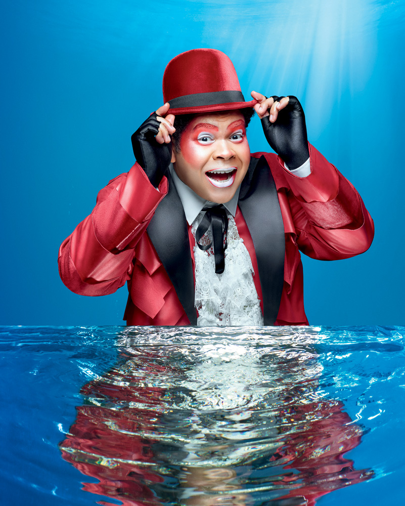 DISNEY_PEQUENA_SEREIA_2022_Sebastião.jpg Robson Nunes como Sebastião: primeiro musical