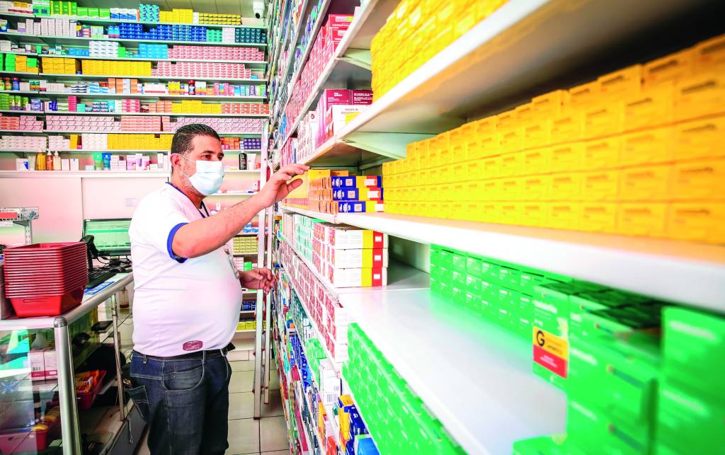 Falta de medicamentos atinge rede pública em São Paulo