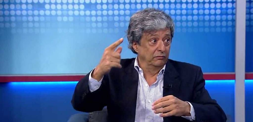 Paulista Jorge Caldeira é eleito para a cadeira 16 na ABL