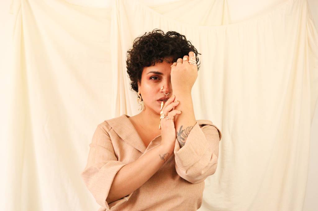 Liège estreia turnê e lança vinil na Galeria Olido nesta sexta-feira (1º)