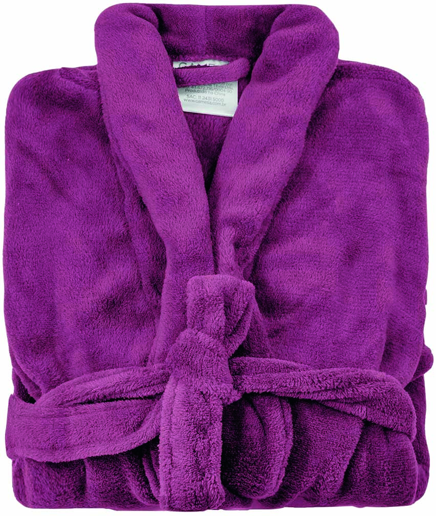 Roup&atilde;o roxo escuro dobrado