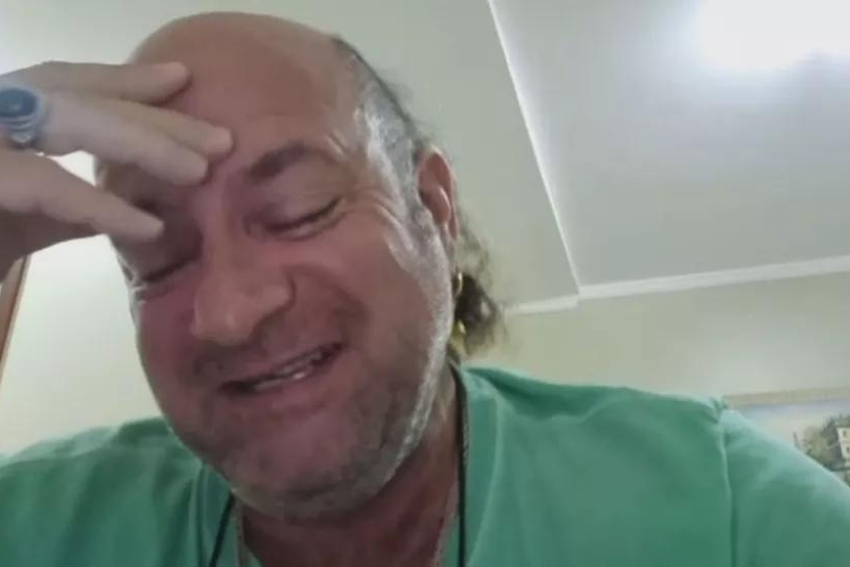 Derico chora pela morte de Jô Soares: “Foi uma espécie de pai”