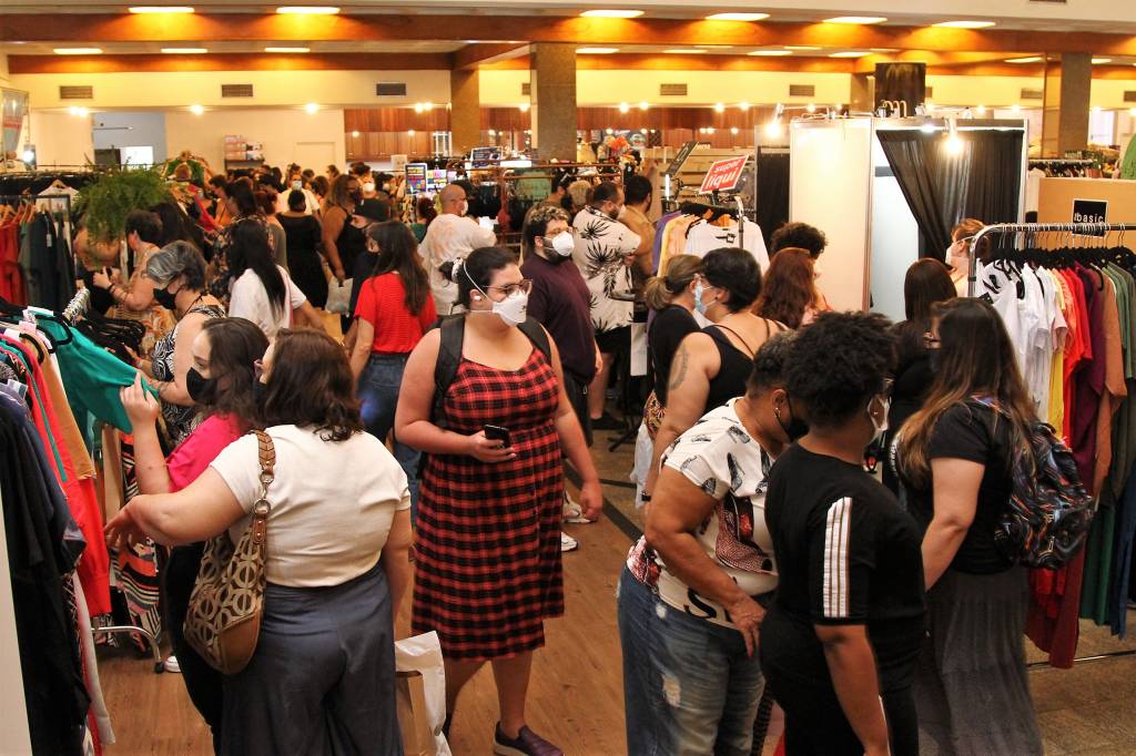 Feira plus size reúne 80 expositores na Avenida Paulista