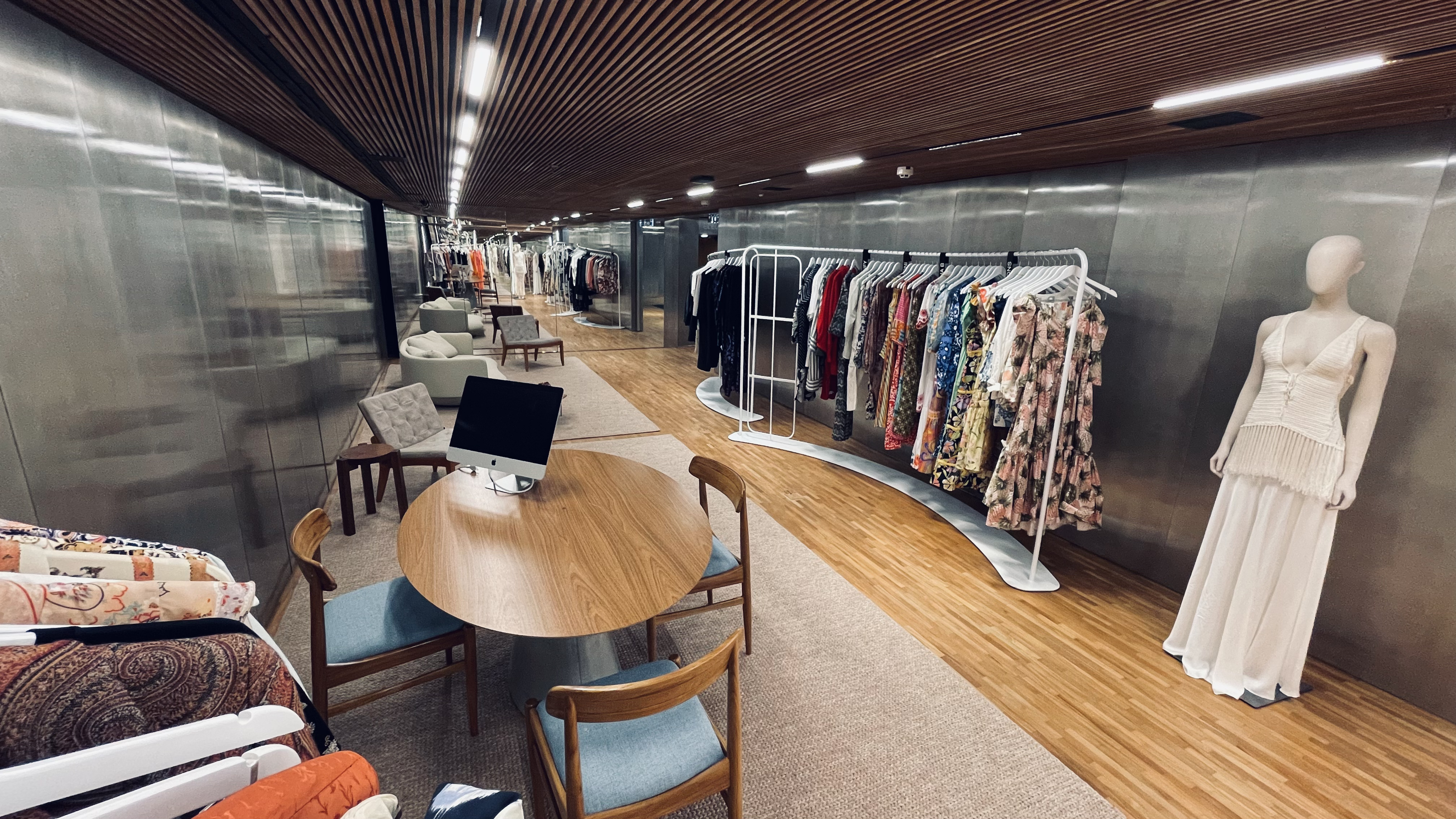 Produtos e marcas de luxo têm descontos de até 80% em São Paulo
