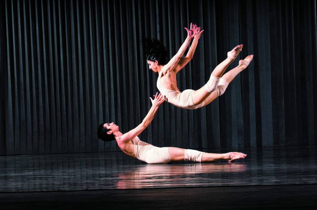 Grupo Corpo abre a Temporada de Dança do Teatro Alfa com homenagens a Gil e Caetano